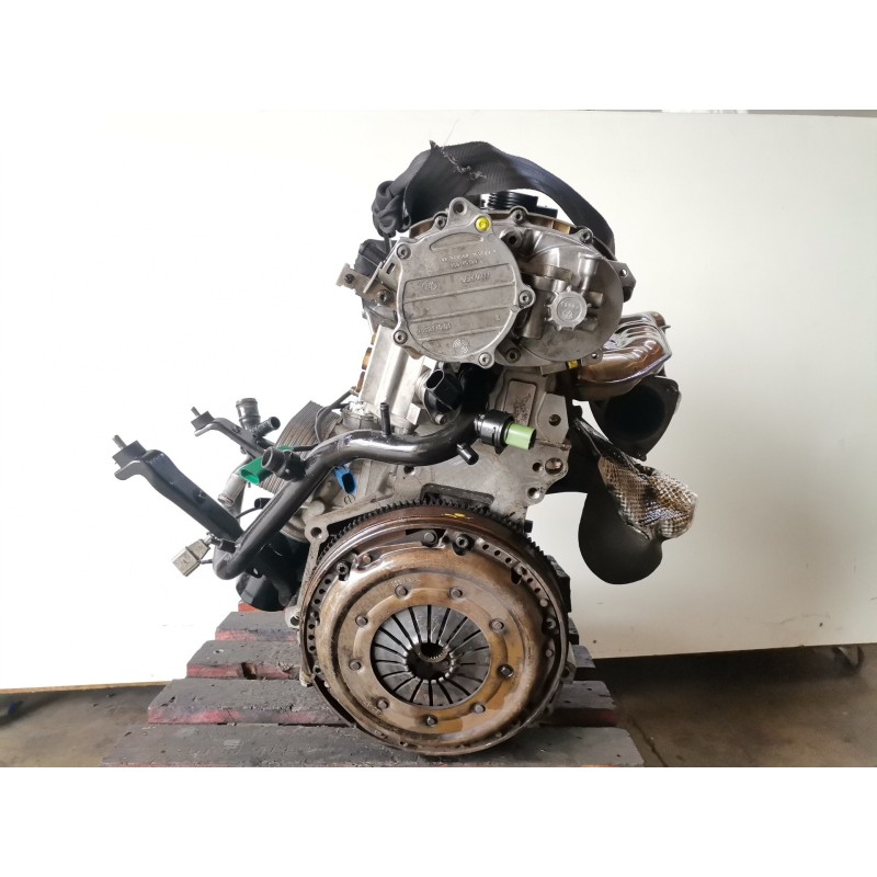 Motor AUDI A4 AVANT 2.0 16V FSI (150 CV) segunda mano Ref AWA